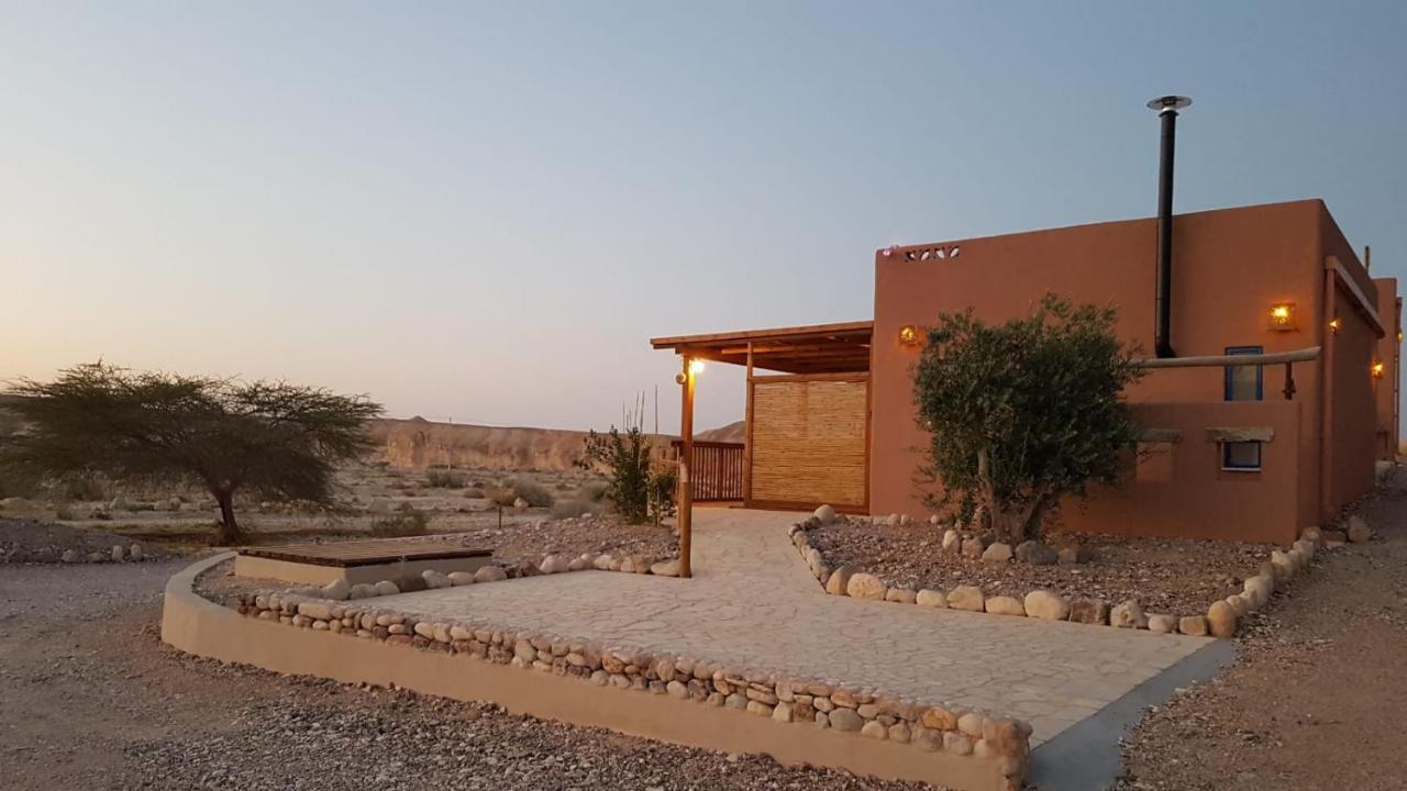 Zman Arava Villa Tzukim Exterior photo