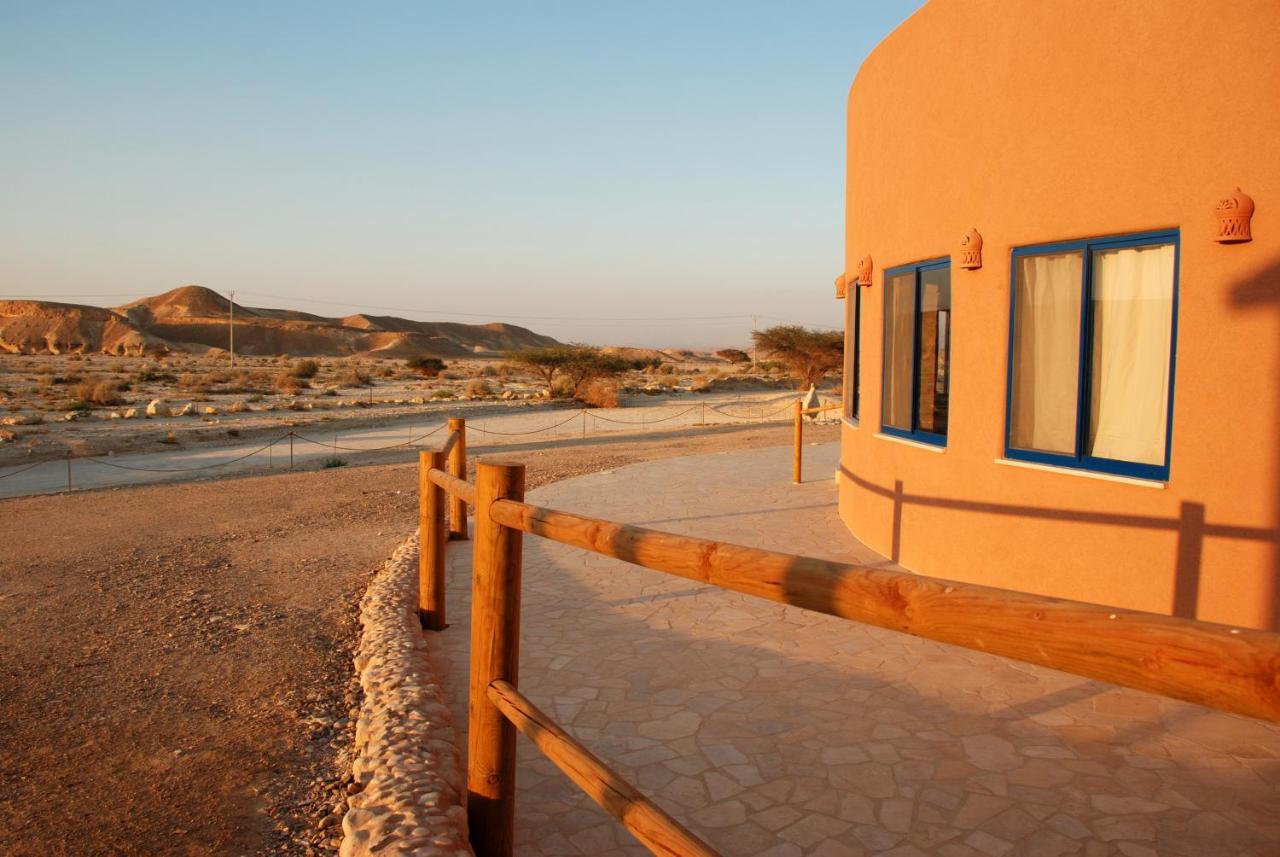 Zman Arava Villa Tzukim Exterior photo